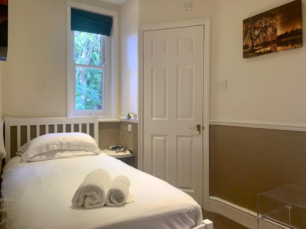 100 Banbury Road Oxford - Formerly Parklands Номер фото